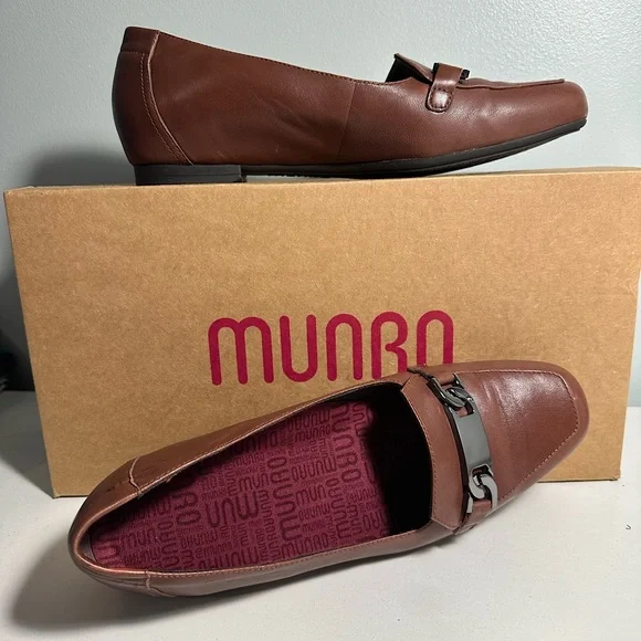 Munro Shoes Munro Blair Bit Loafer Poshmark